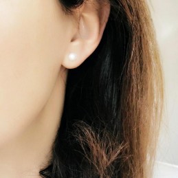 Boucles d'oreilles puces argent perle d'eau douce 4 mm