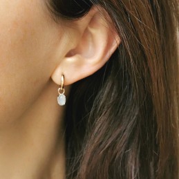 Boucles d'oreilles plaqué or petites créoles avec breloque pierre de lune